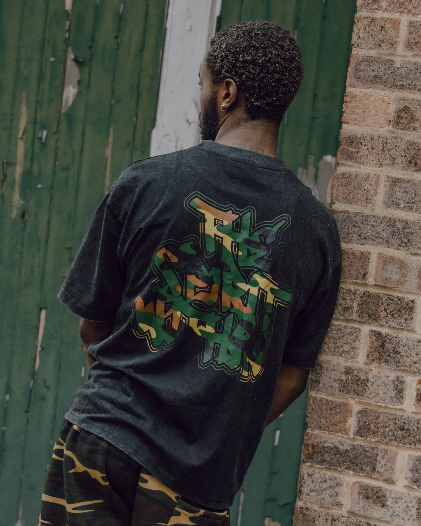FOREST CAMO (OVERSIZED) ACID WASH TEE
