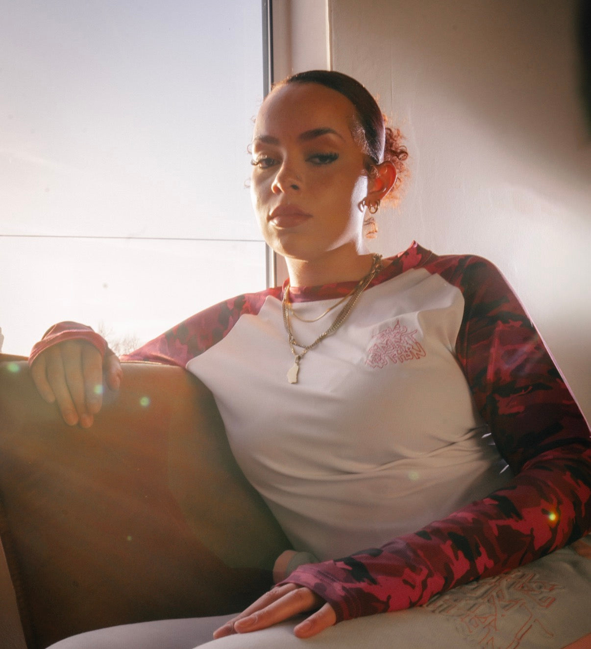 KIROHO INFRA CROPPED LONGSLEEVE (Women’s)